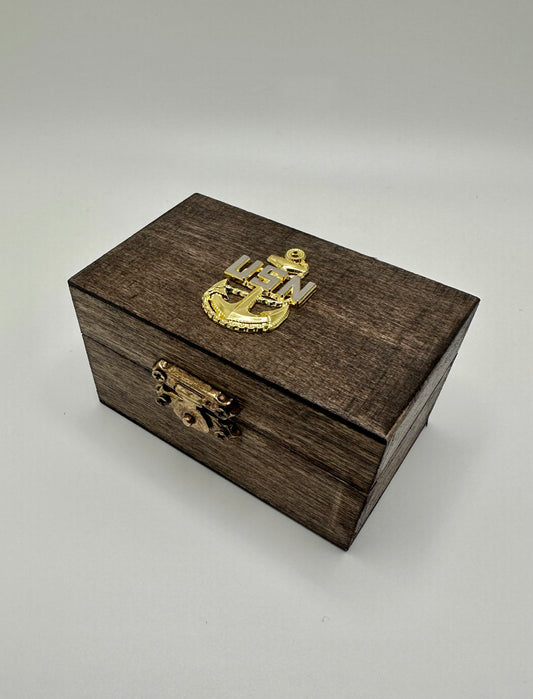Wooden Anchor Holder