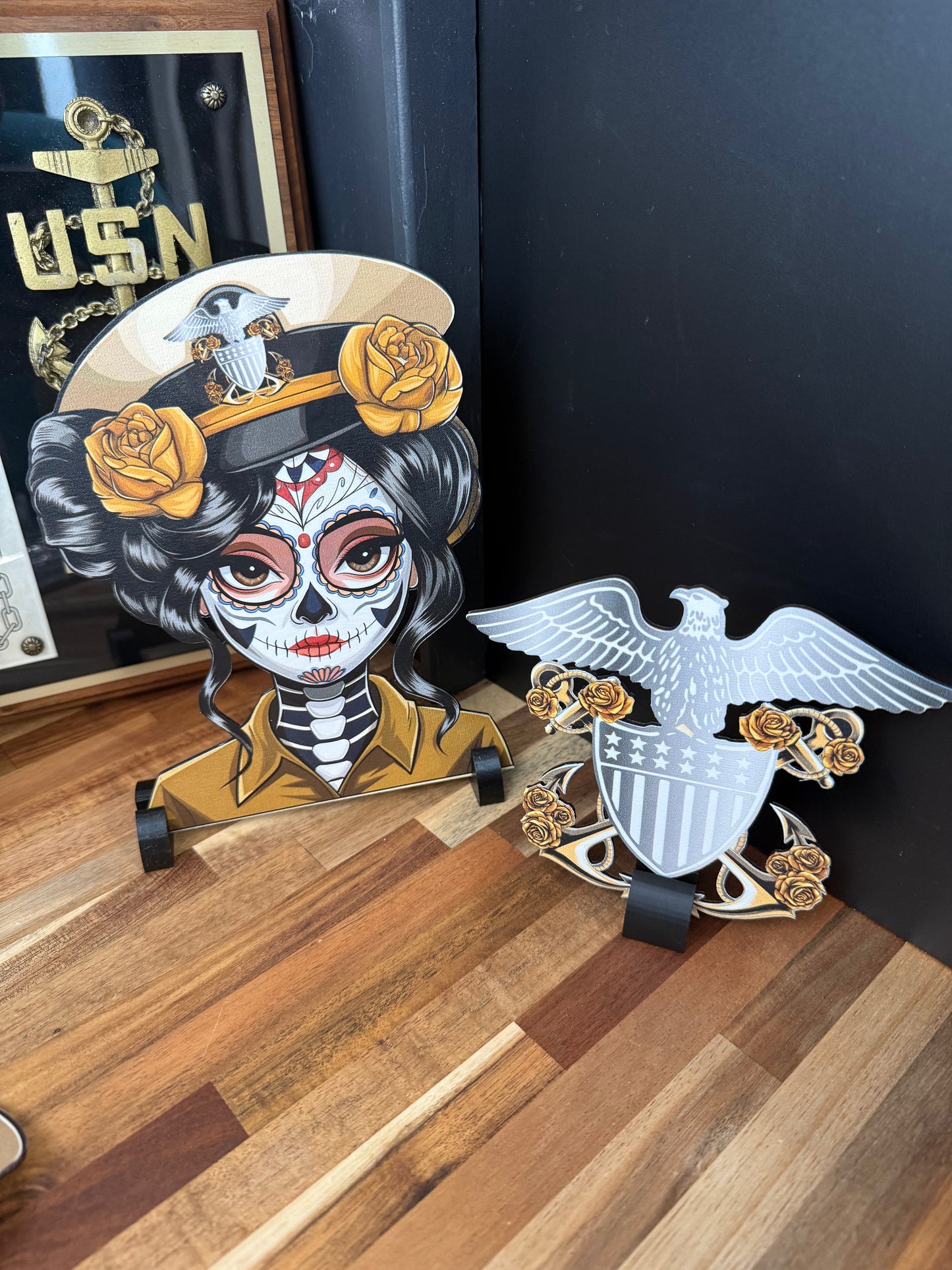 Dia de Las Oficiales Officer Decor