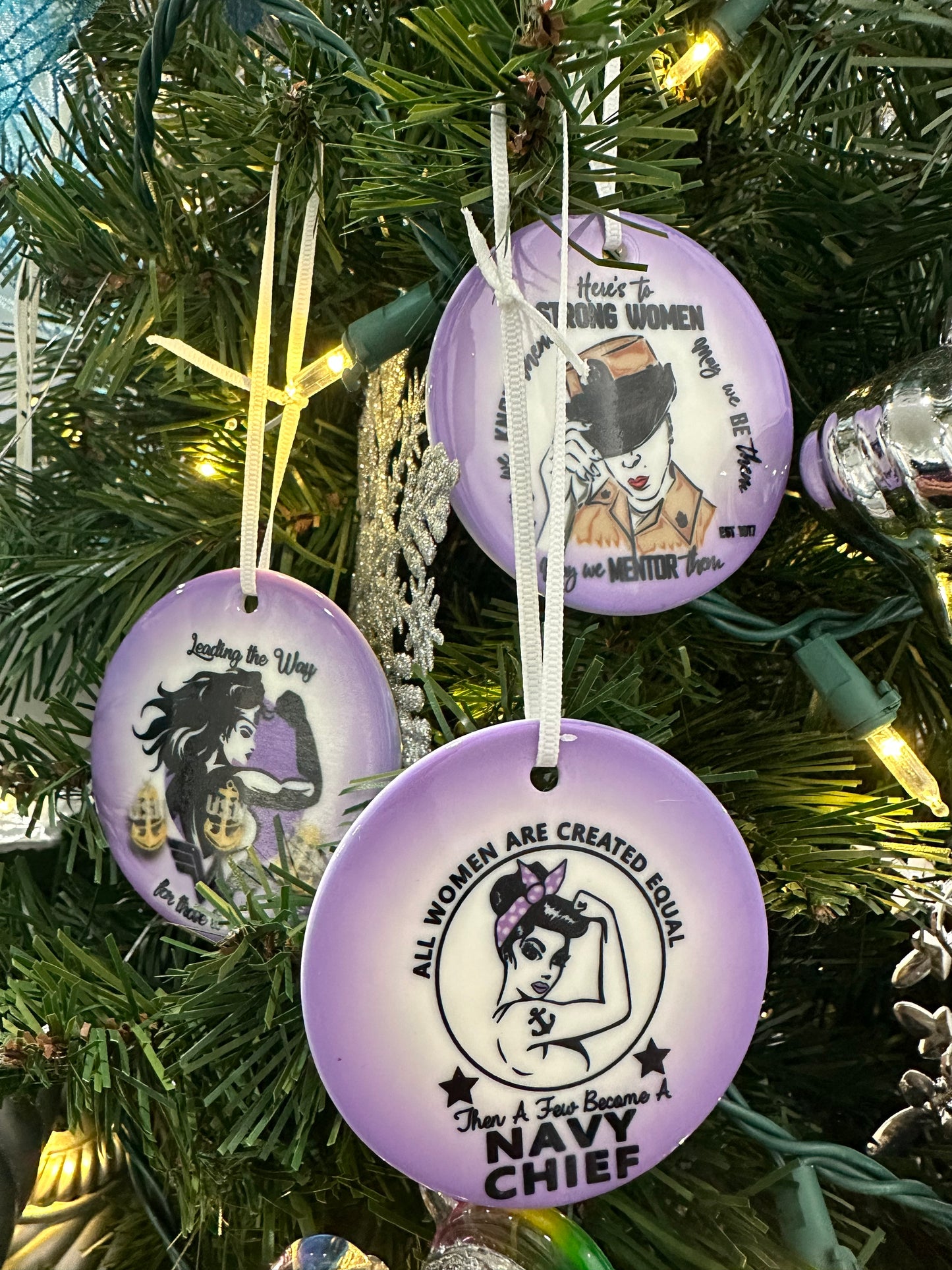 Chiefly Christmas Ornaments Set