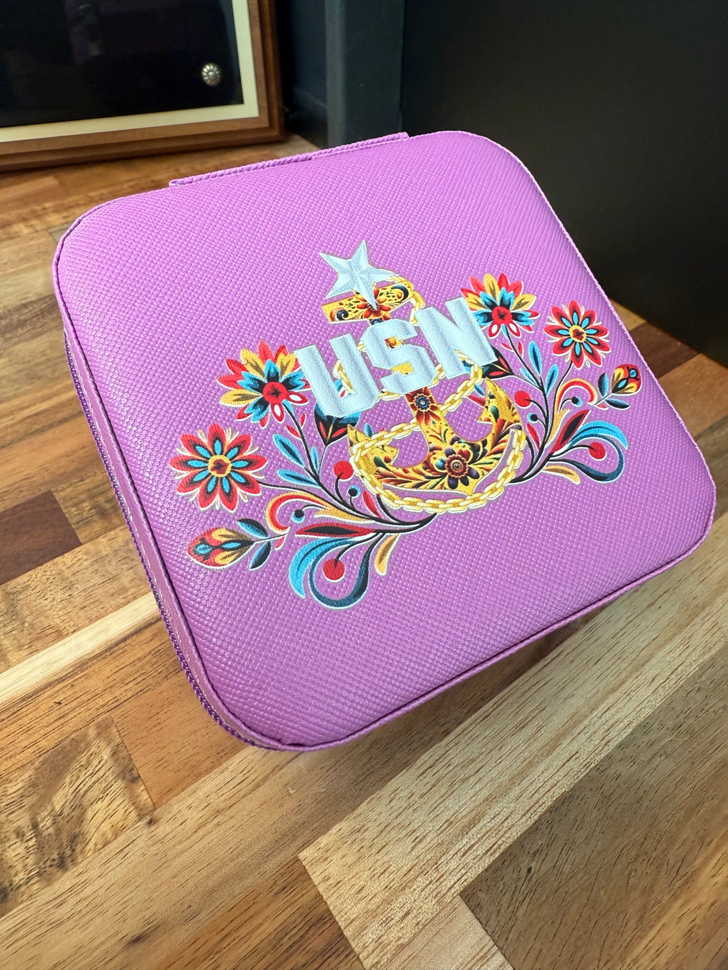 Jefa de Flores Travel Jewelry Box