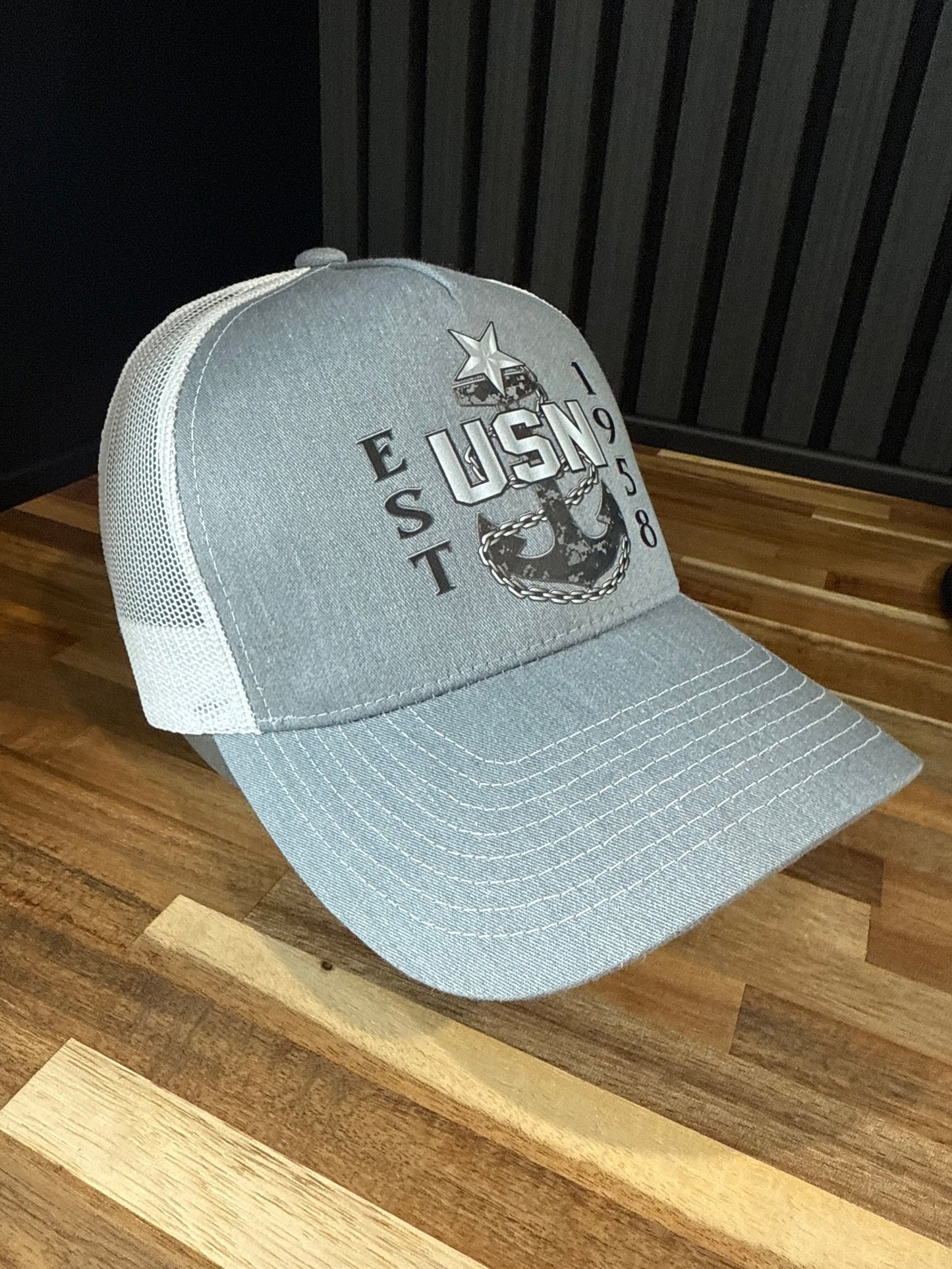 Camo Anchor Curved Mesh Hat