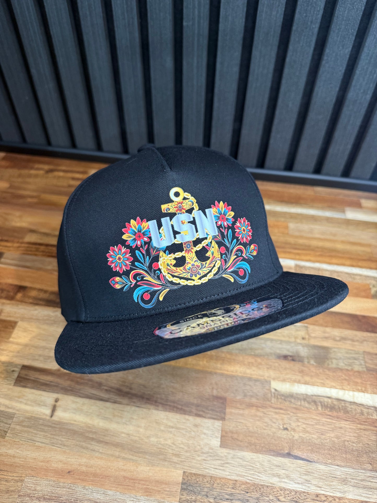 Jefa de Flores Snapback Hat