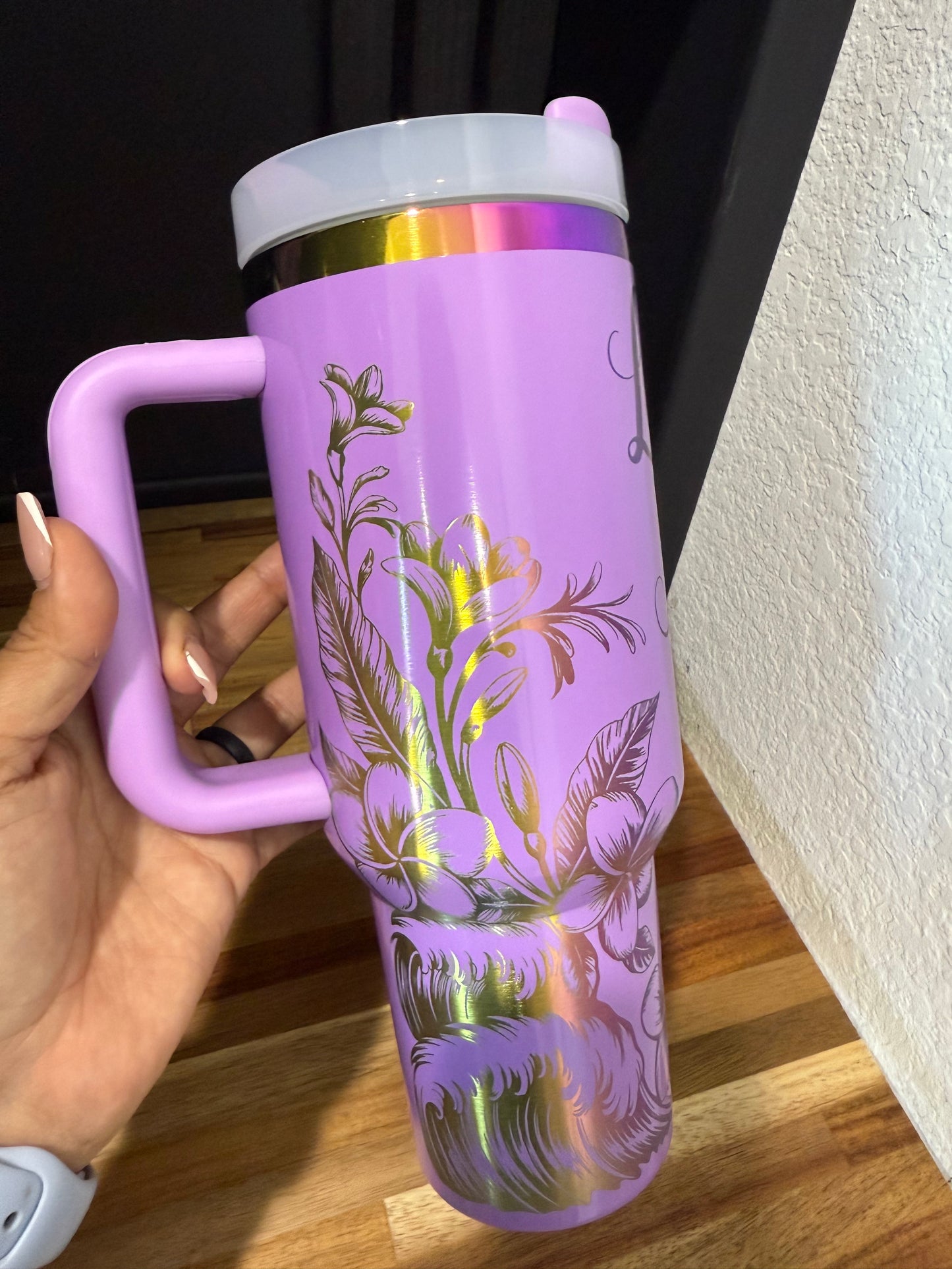 La Jefa Plumeria 40 oz Tumbler