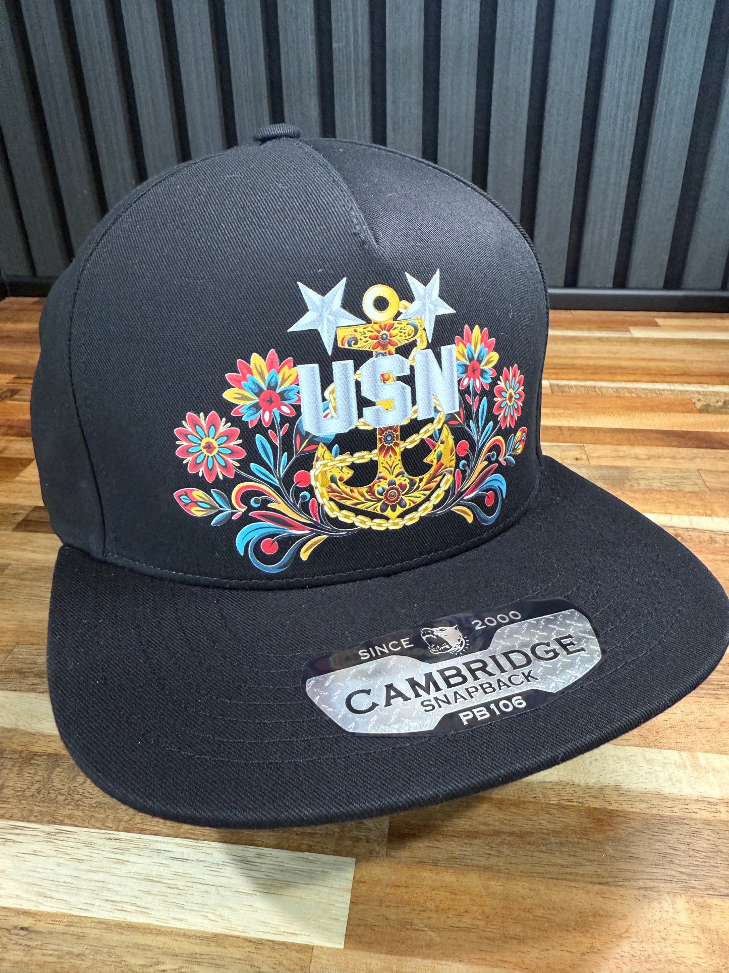 Jefa de Flores Snapback Hat