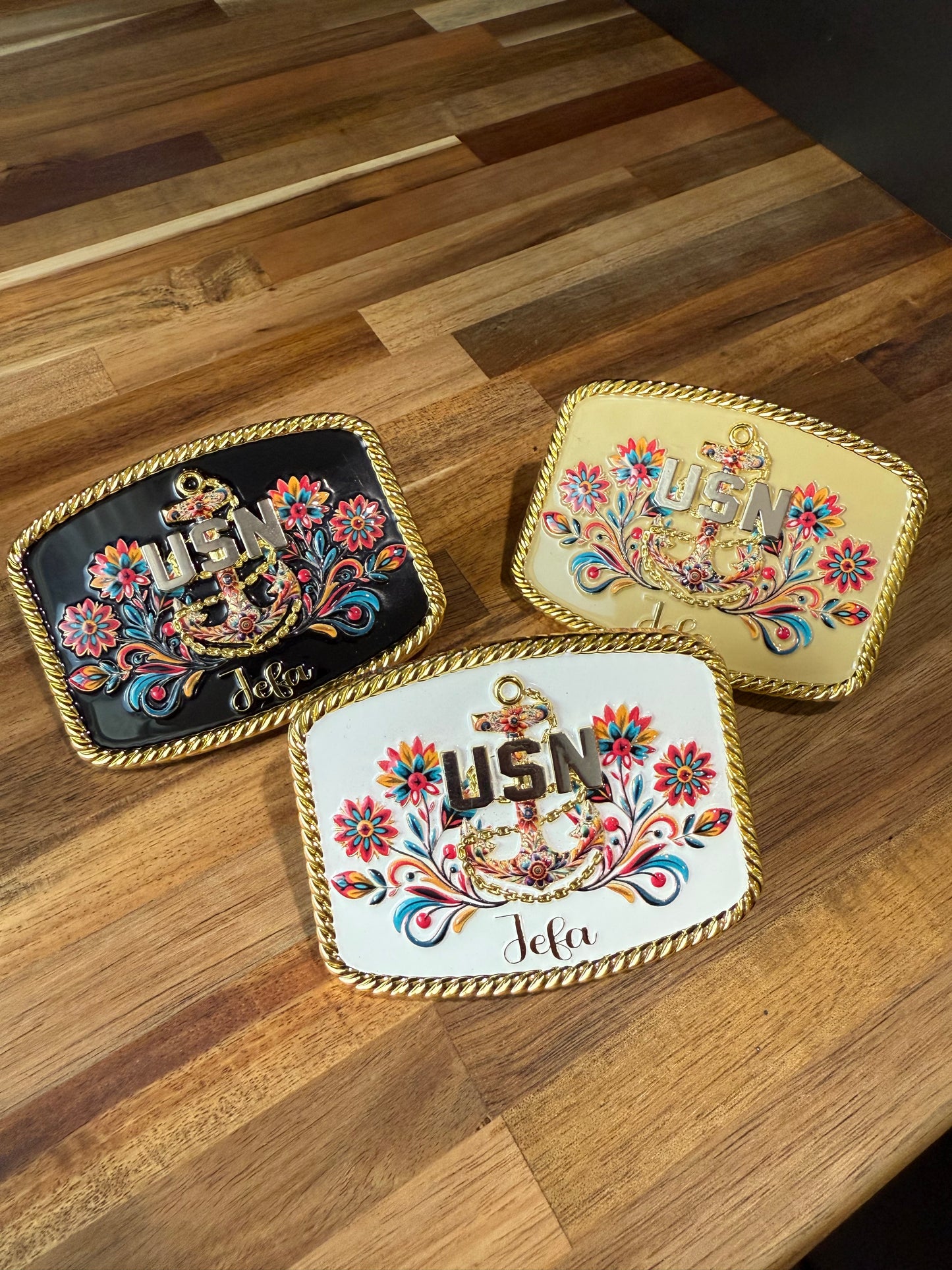 Jefa de Flores Buckle