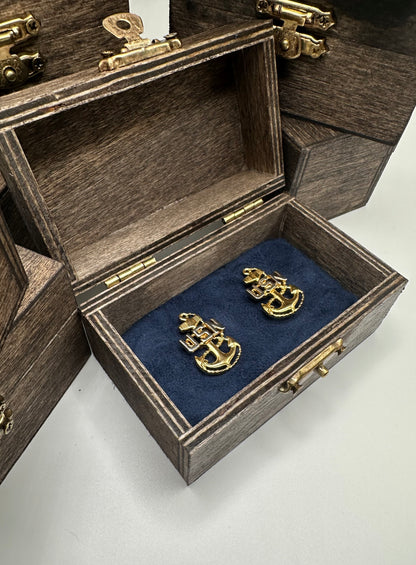 Wooden Anchor Holder