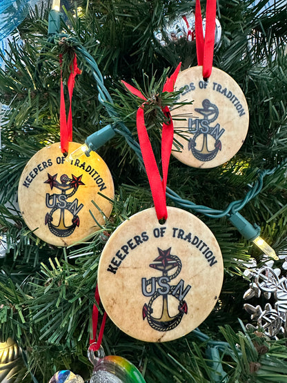 Chiefly Christmas Ornaments Set